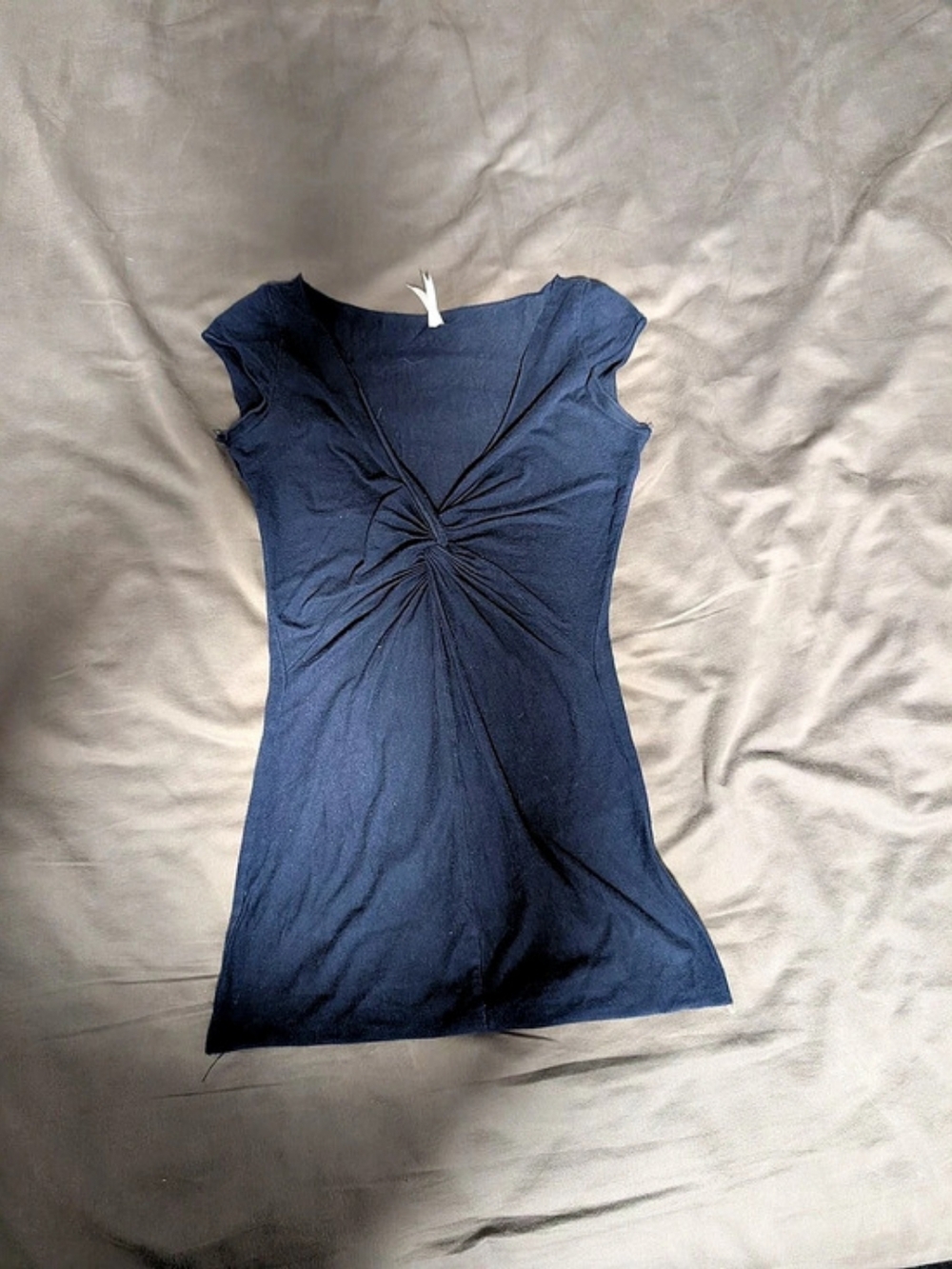 Front Twist XS Plunge Neck